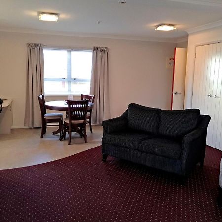 Touchwood Motor Lodge Pukekohe Dış mekan fotoğraf
